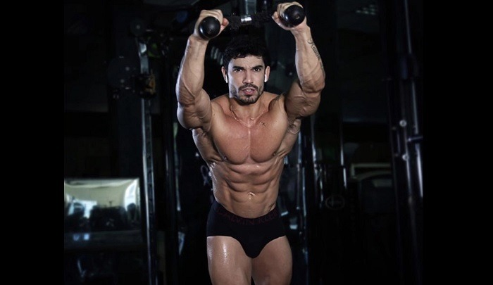 Diego Mineiro fodendo duas