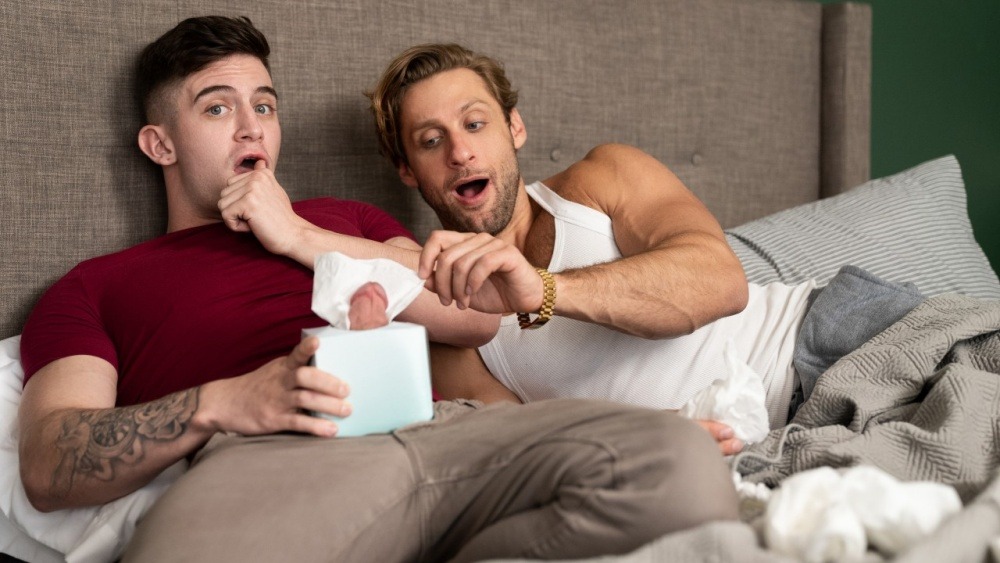 MEN HungBoysDontCry DomKing TrevorBrooks