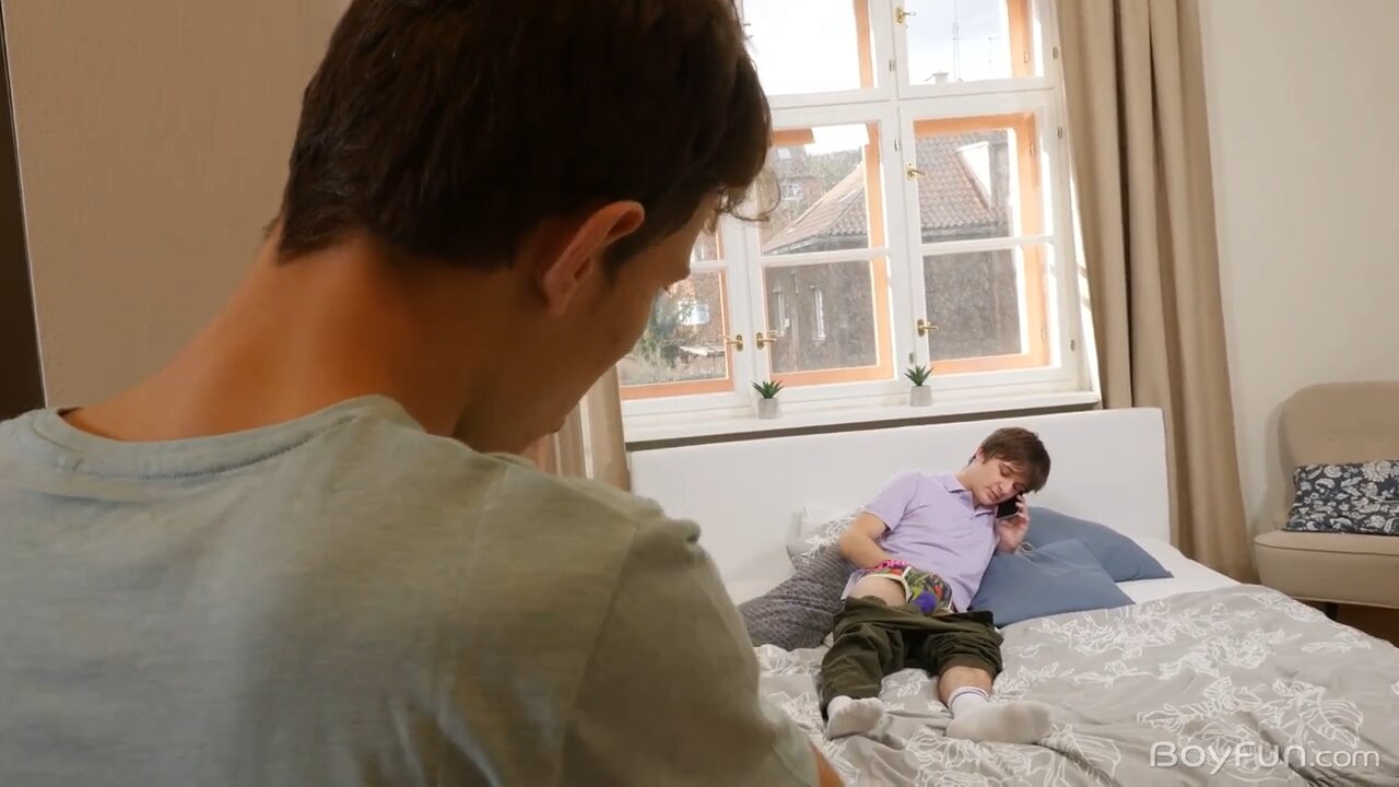 BF DontJustWatch LiamRose OllieBarn