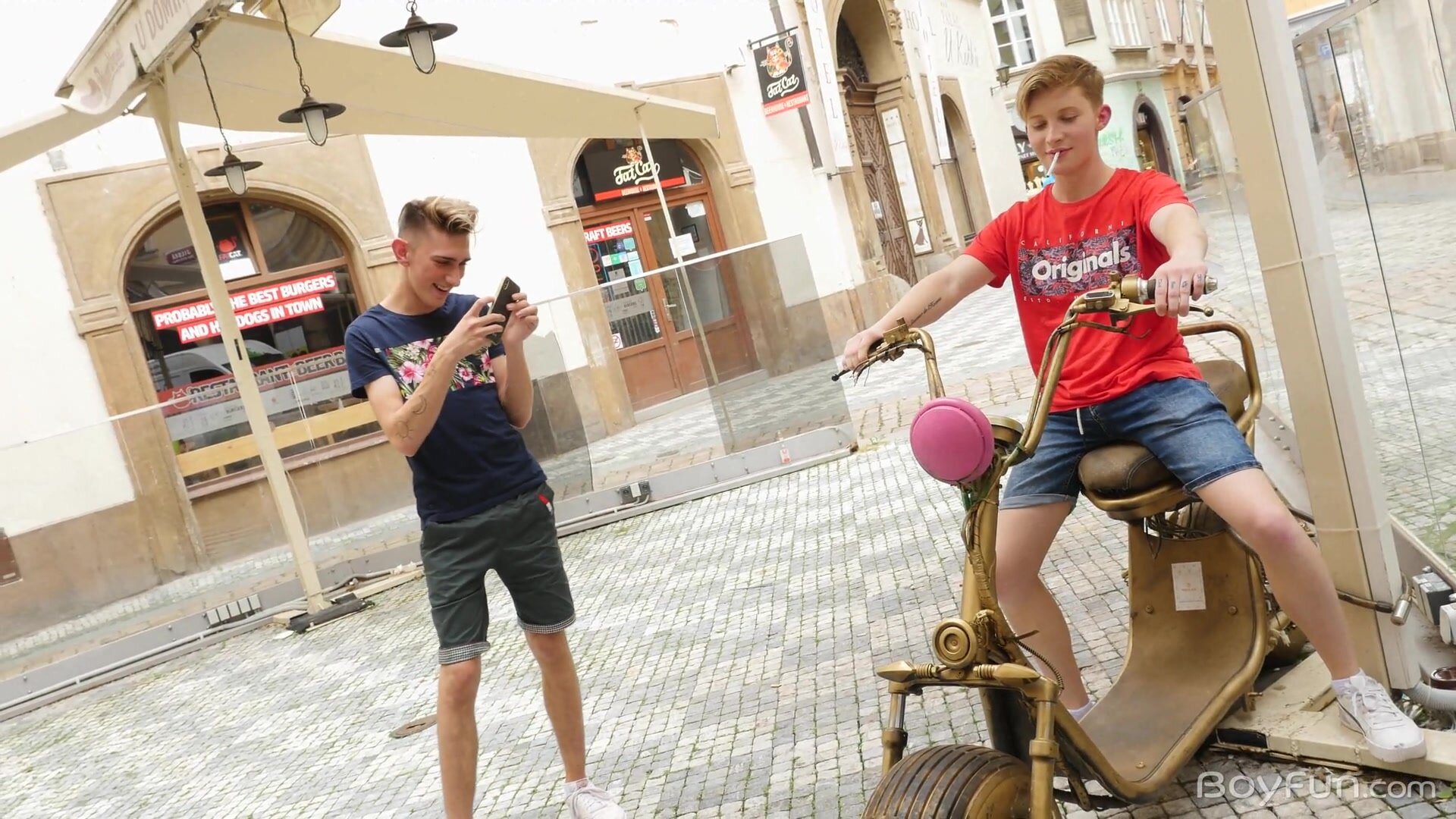 BF InfluenceMyAss AndreaHigh AndyFord