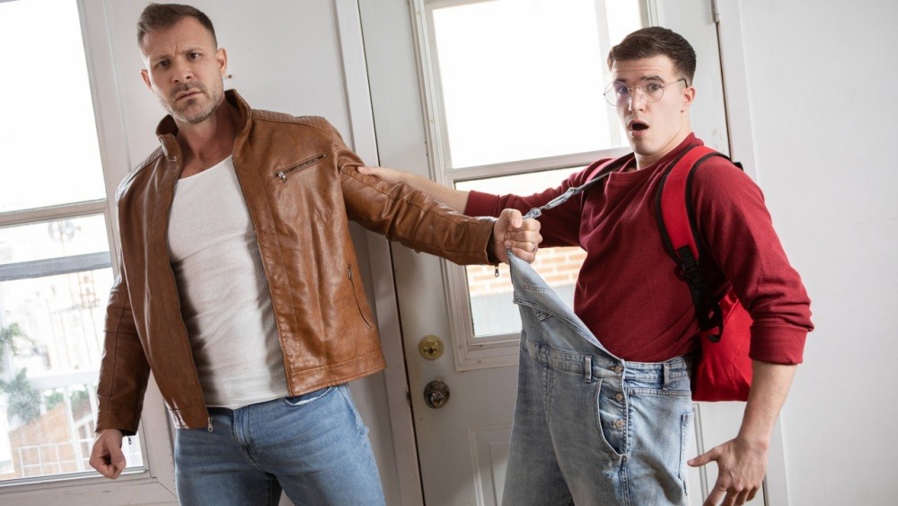 MEN StepdadFoundMyDildo MaverickSun AustinWolf