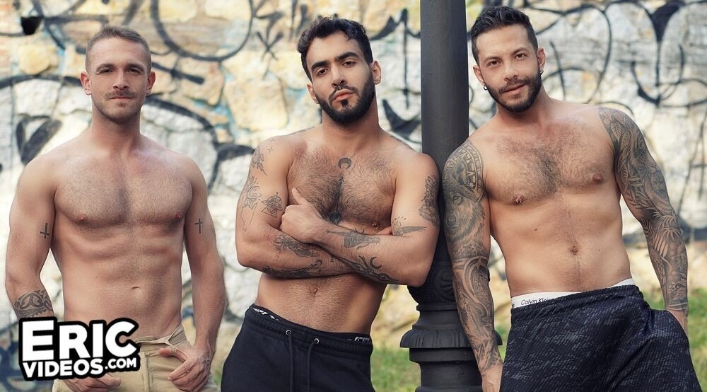 EV LaCasaDelVicioPart3 ApoloAdri DouglasSmith JohnBrachalli