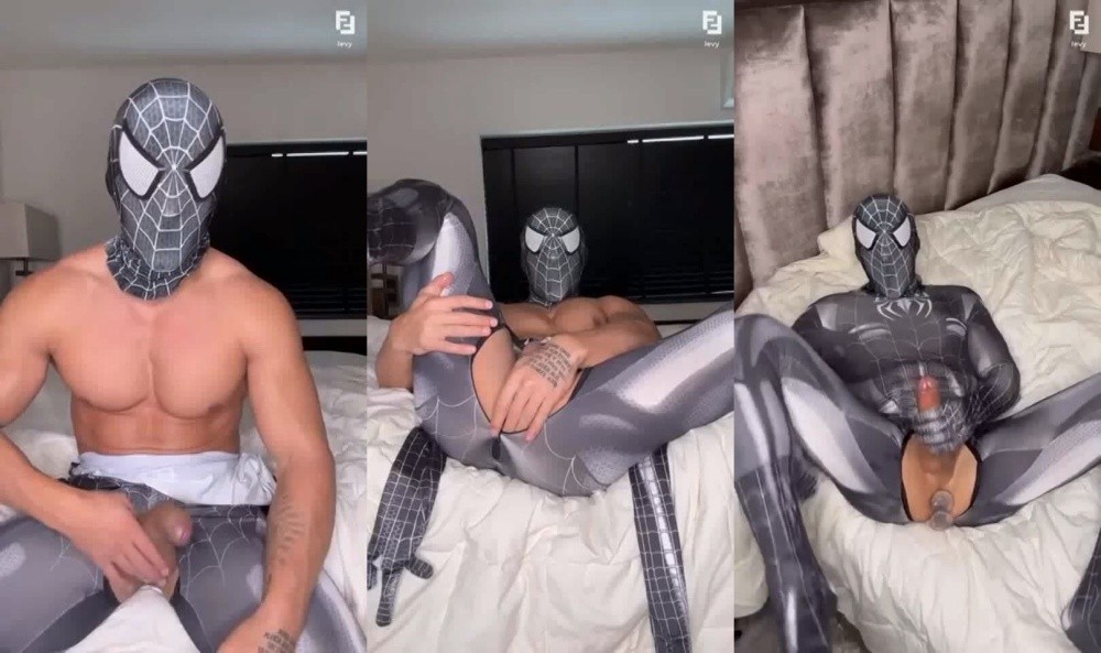 LevyVanWilgen SpidermanPlayingWithDildo