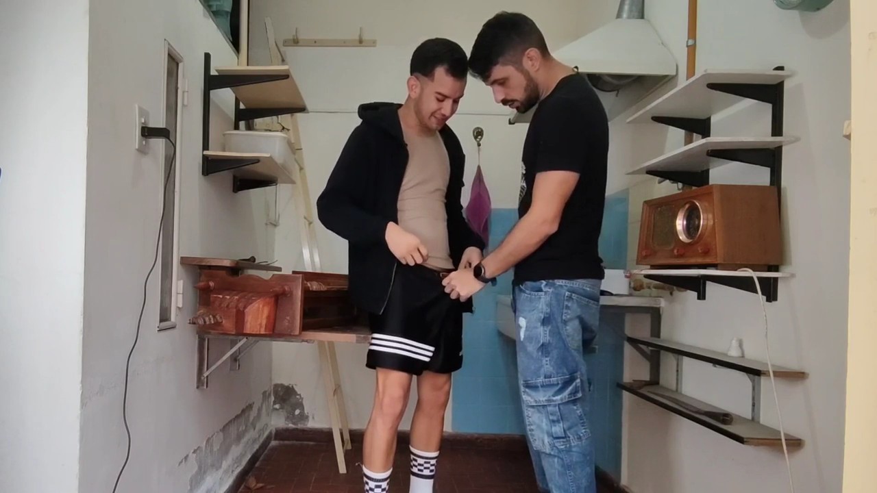 RFC MyfriendhadhissweatpantsbulgingdownThere JulianShul Viajerohoot