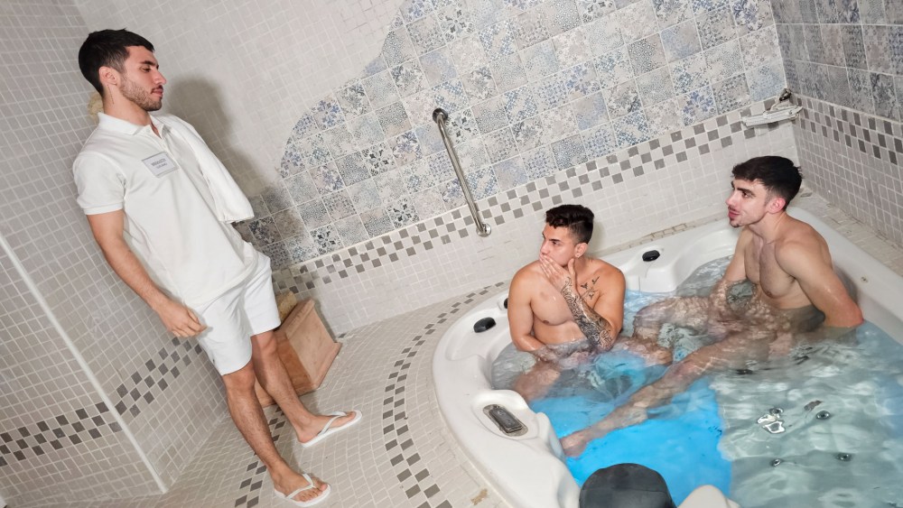 3BigDicksInTheHotTub Luciano ConnorDagger DiegoTebas